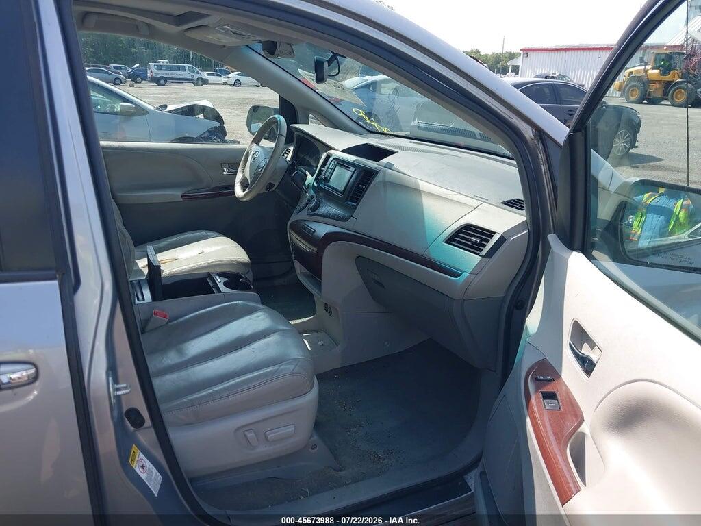 5TDYK3DC2CS279763 2012 TOYOTA SIENNA photo no. 5