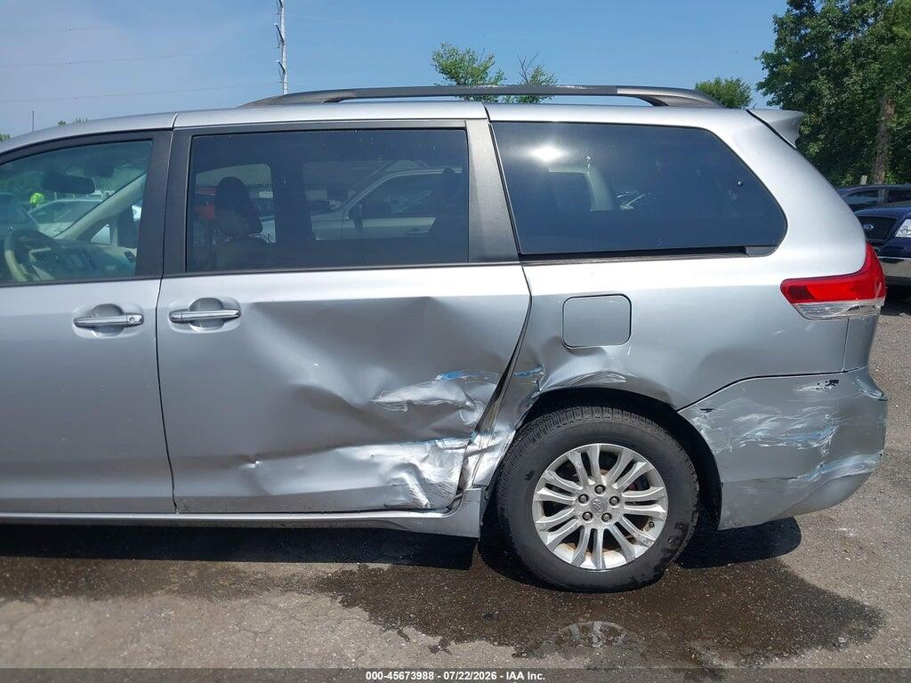 5TDYK3DC2CS279763 2012 TOYOTA SIENNA photo no. 6