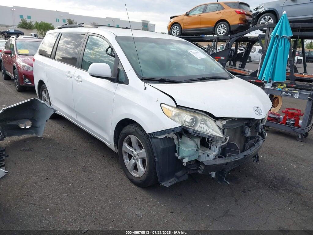 5TDKK3DC9CS240884 2012 TOYOTA SIENNA photo no. 1
