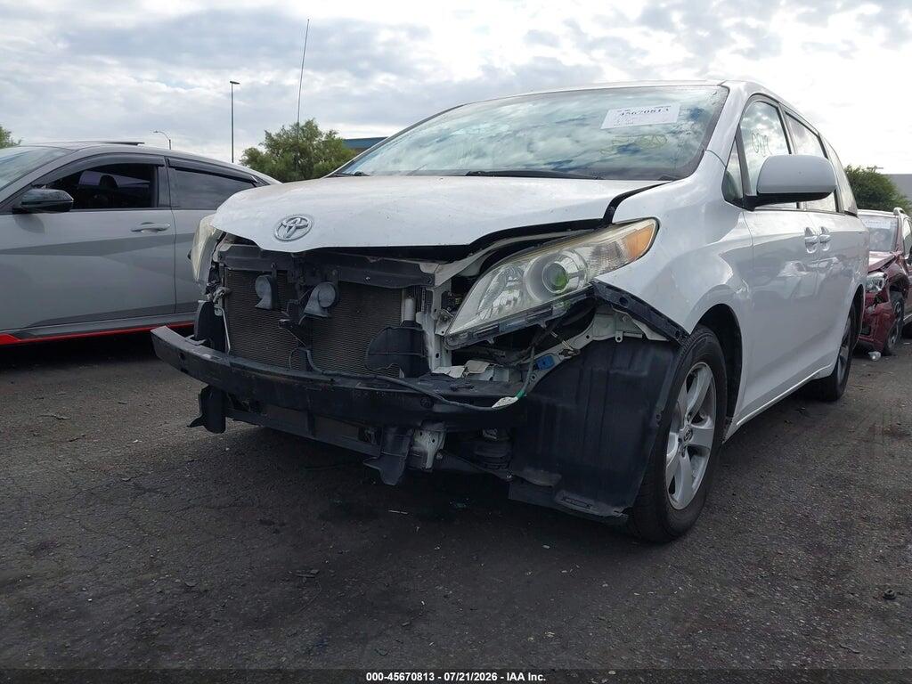 5TDKK3DC9CS240884 2012 TOYOTA SIENNA photo no. 6