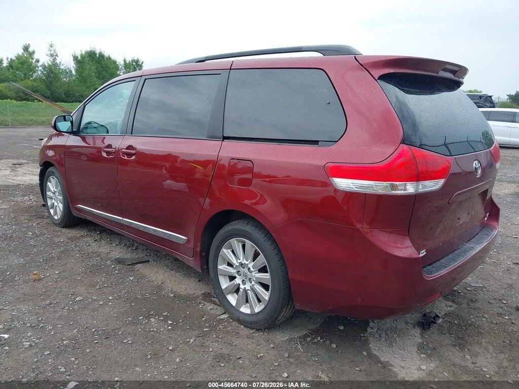 5TDJK3DC4CS033671 2012 TOYOTA SIENNA photo no. 3
