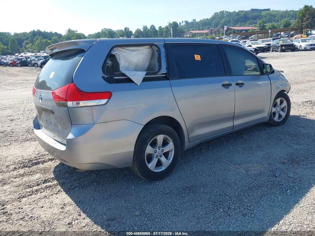 5TDZK3DC7CS243362 2012 TOYOTA SIENNA photo no. 4
