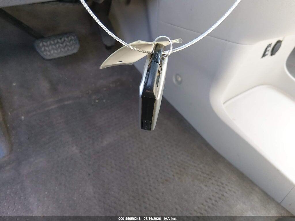 5TDYK3DC2CS253034 2012 TOYOTA SIENNA photo no. 11
