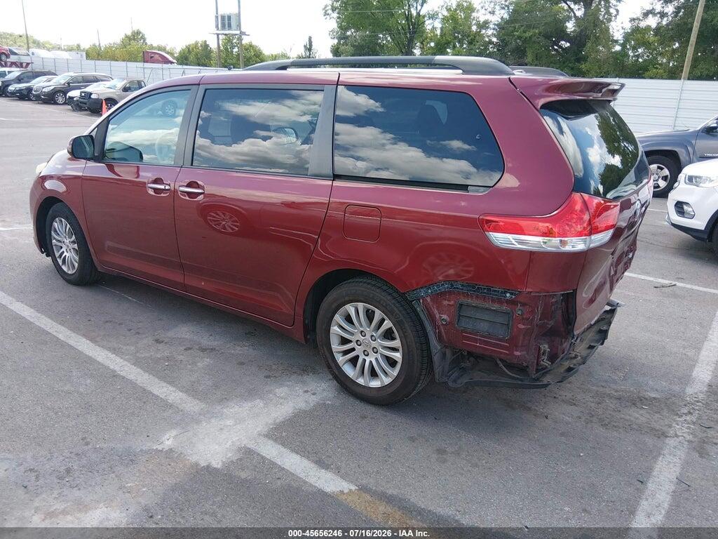 5TDYK3DC2CS253034 2012 TOYOTA SIENNA photo no. 3