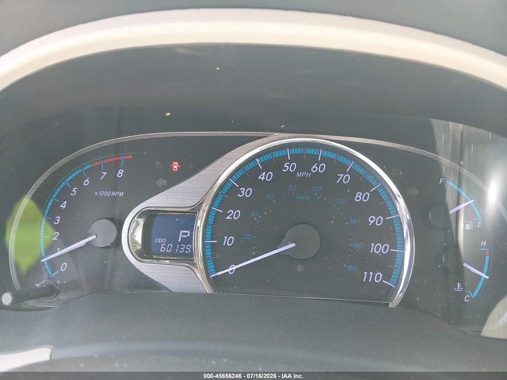 5TDYK3DC2CS253034 2012 TOYOTA SIENNA photo no. 7