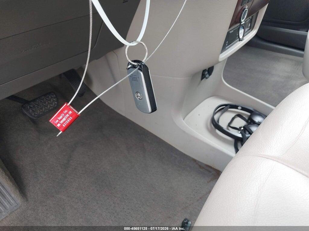 5TDYK3DC5CS211392 2012 TOYOTA SIENNA photo no. 11