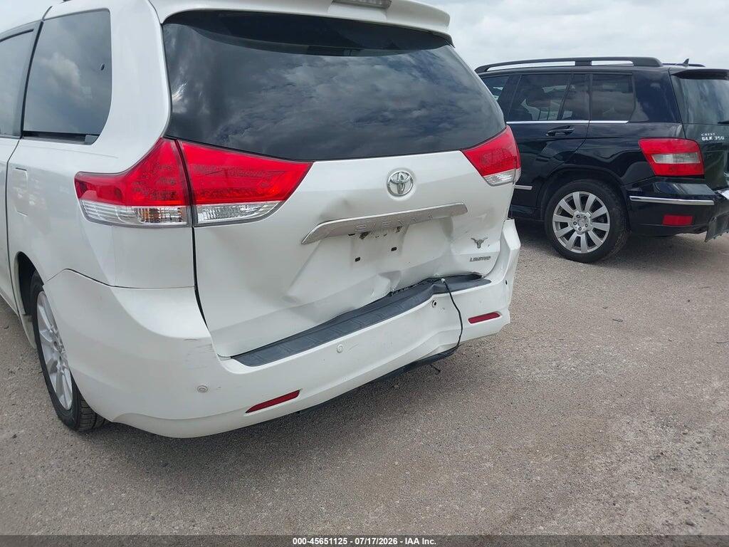 5TDYK3DC5CS211392 2012 TOYOTA SIENNA photo no. 6