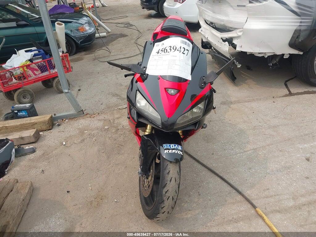 JH2PC37085M207319 2005 HONDA CBR600 photo no. 5