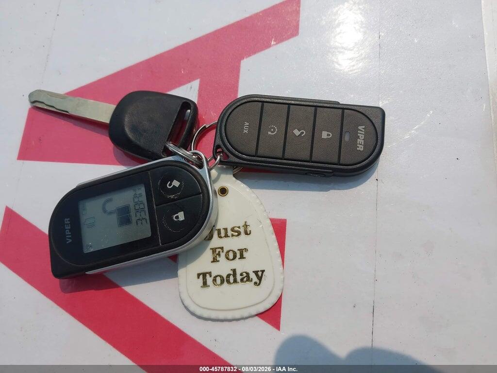 5J6YH28685L017886 2005 HONDA ELEMENT photo no. 11