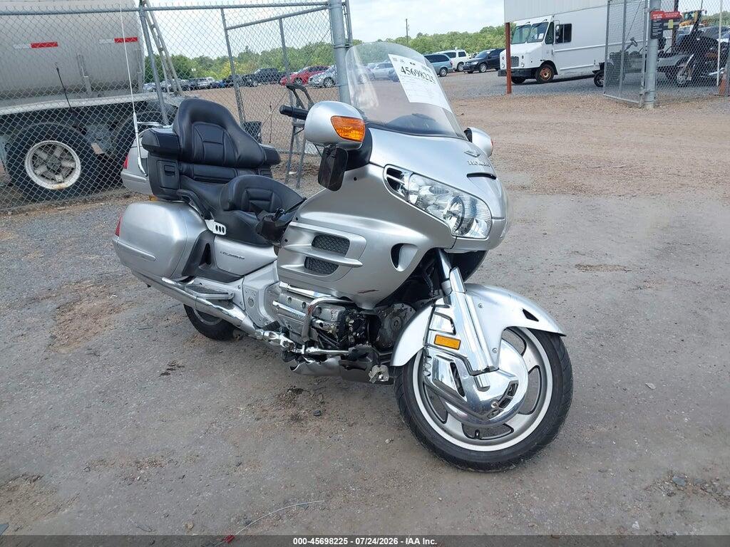 1HFSC47035A404298 2005 HONDA GL1800 photo no. 1