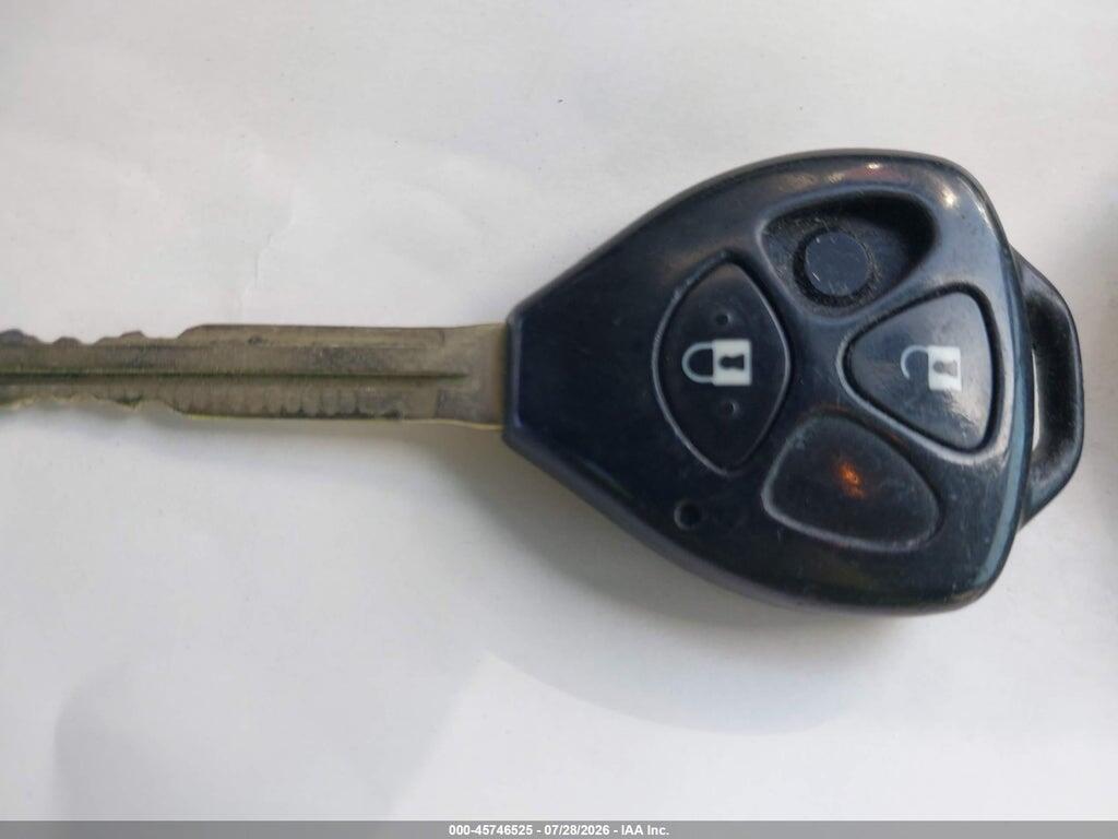 JTDKTUD38CD535618 2012 TOYOTA YARIS photo no. 11
