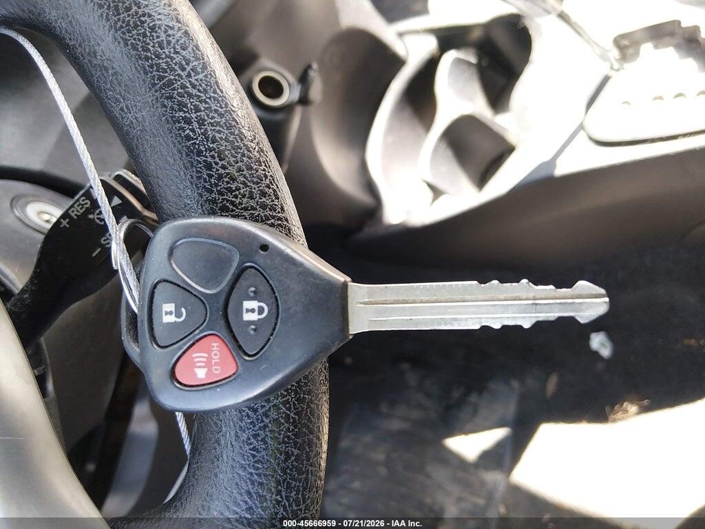JTDKTUD36CD510183 2012 TOYOTA YARIS photo no. 11