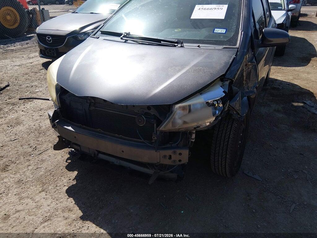 JTDKTUD36CD510183 2012 TOYOTA YARIS photo no. 6