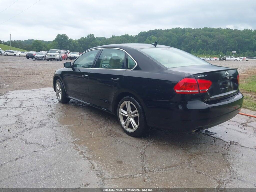 1VWBM7A3XCC075688 2012 VOLKSWAGEN PASSAT photo no. 3
