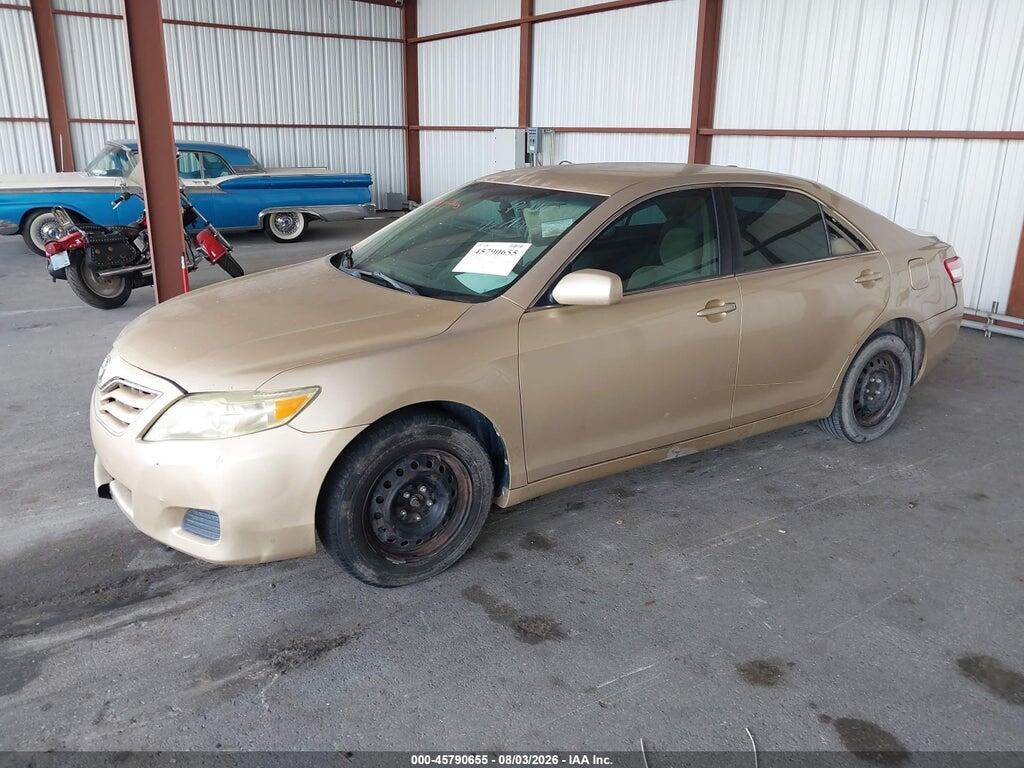 4T1BF3EKXBU212348 2011 TOYOTA CAMRY photo no. 2