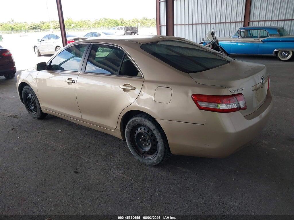 4T1BF3EKXBU212348 2011 TOYOTA CAMRY photo no. 3