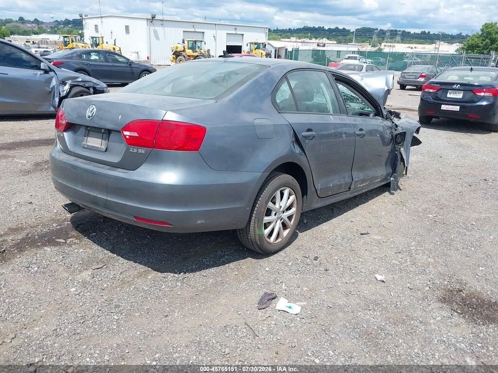 3VWDP7AJ4CM423658 2012 VOLKSWAGEN JETTA photo no. 4