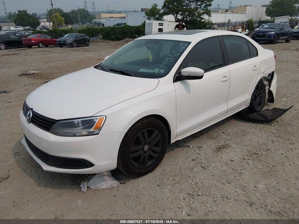 3VWDP7AJXCM326562 2012 VOLKSWAGEN JETTA photo no. 2