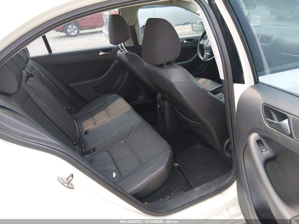 3VWDP7AJXCM326562 2012 VOLKSWAGEN JETTA photo no. 8