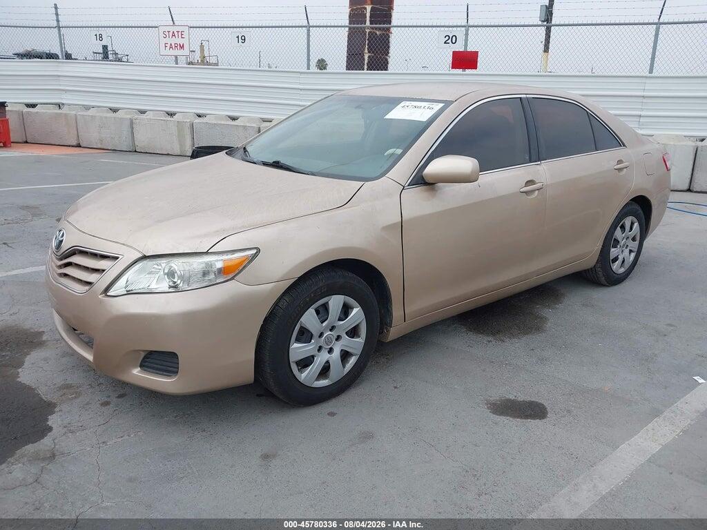 4T1BF3EK3BU229573 2011 TOYOTA CAMRY photo no. 2