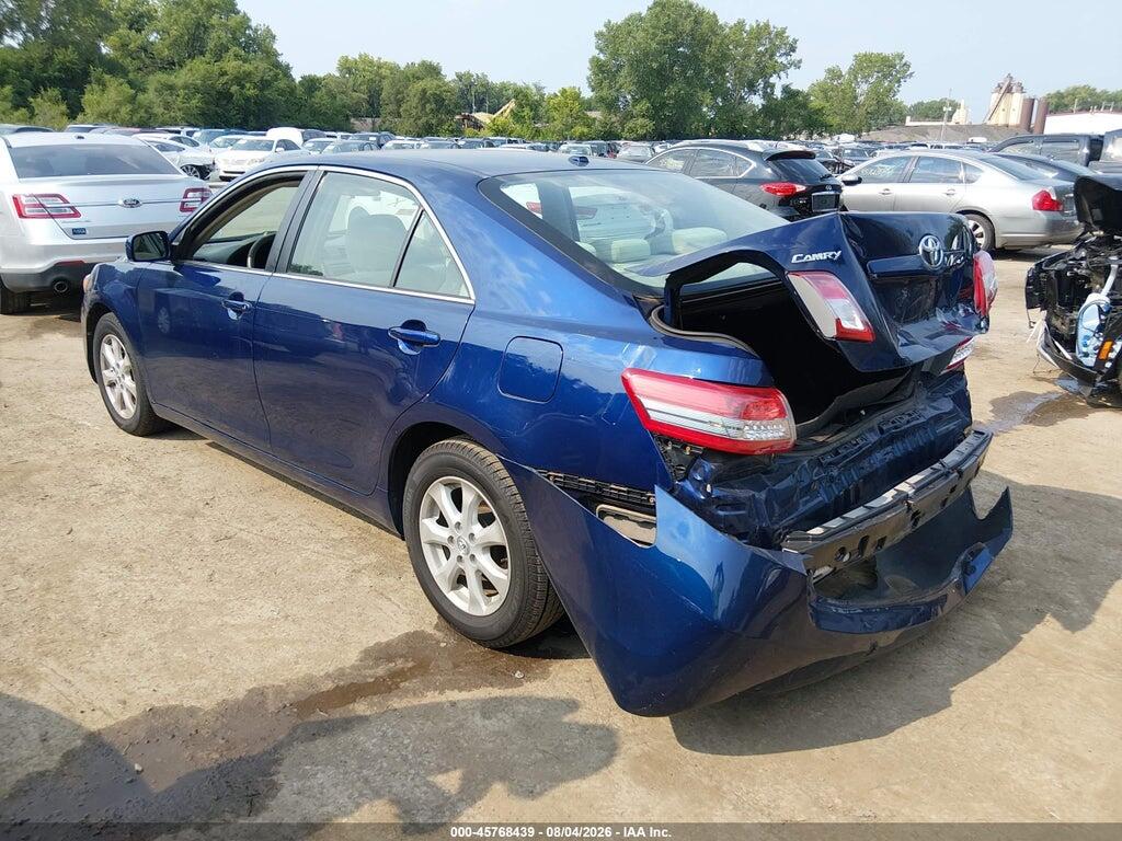 4T1BF3EK9BU624941 2011 TOYOTA CAMRY photo no. 3