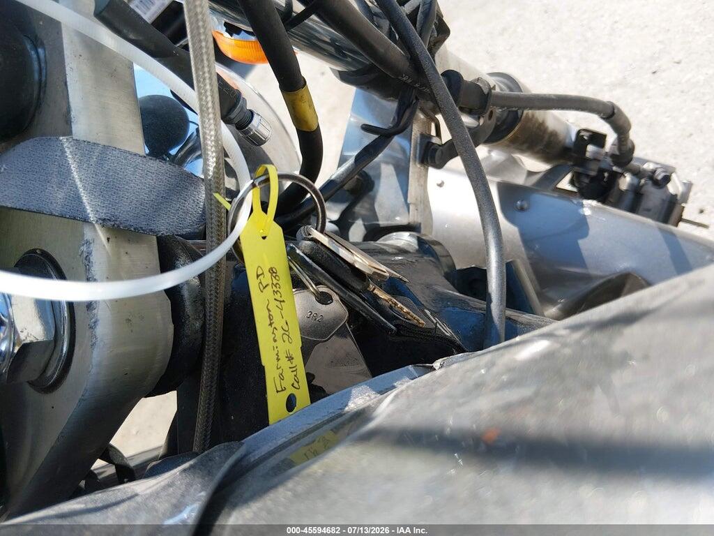 1HFSC55005A104906 2005 HONDA VTX1300 photo no. 10