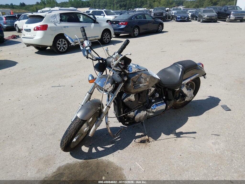 1HFSC55005A104906 2005 HONDA VTX1300 photo no. 2