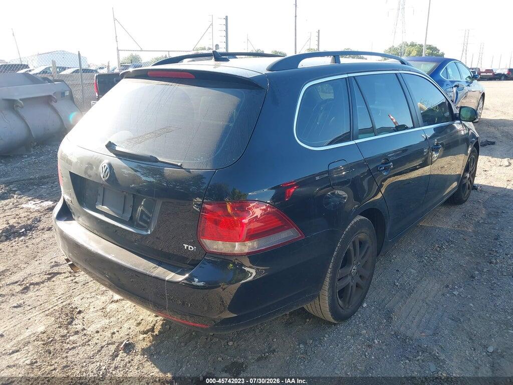 3VWPL7AJ7CM672979 2012 VOLKSWAGEN JETTA SPORTWAGEN photo no. 4