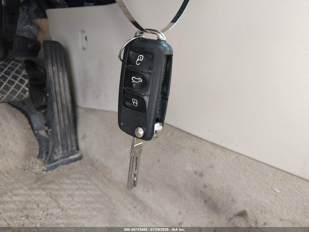 1VWCH7A31CC034228 2012 VOLKSWAGEN PASSAT photo no. 11