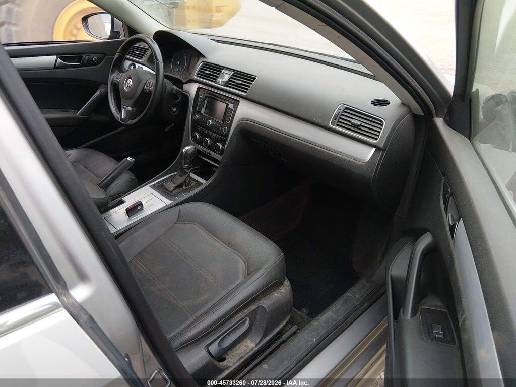 1VWBP7A34CC040068 2012 VOLKSWAGEN PASSAT photo no. 5
