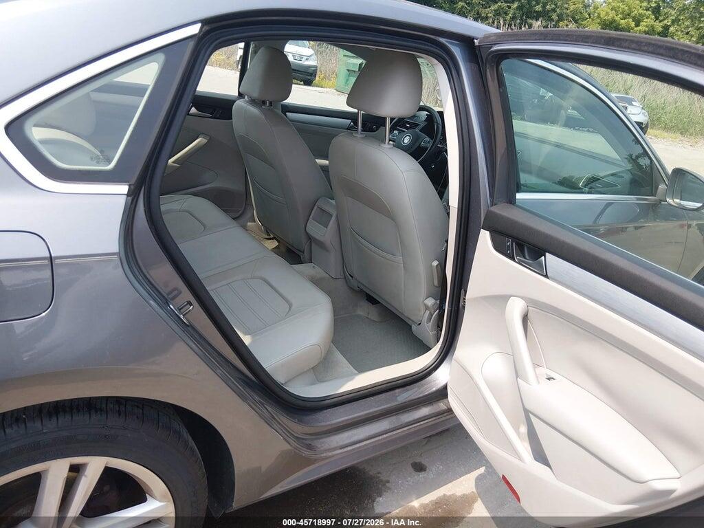 1VWBM7A32CC060229 2012 VOLKSWAGEN PASSAT photo no. 8
