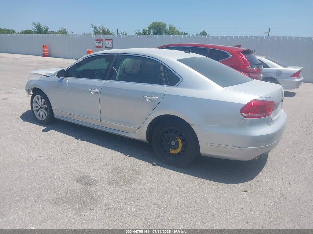 1VWCP7A33CC028479 2012 VOLKSWAGEN PASSAT photo no. 3