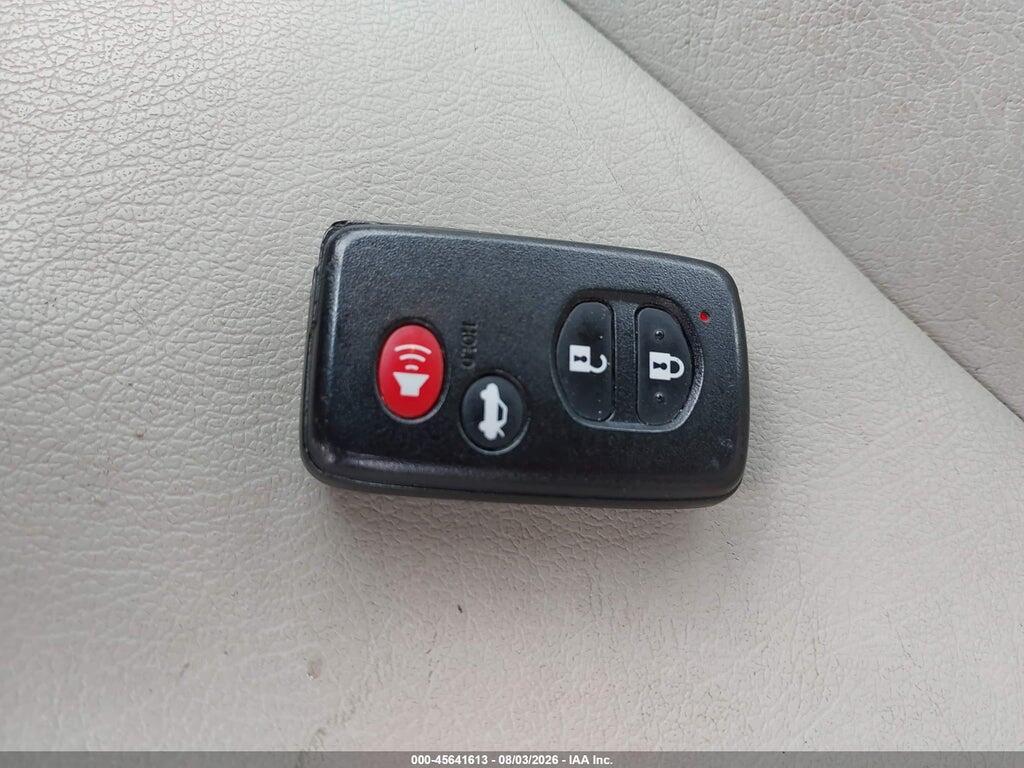 4T1BB3EK3BU129128 2011 TOYOTA CAMRY HYBRID photo no. 11