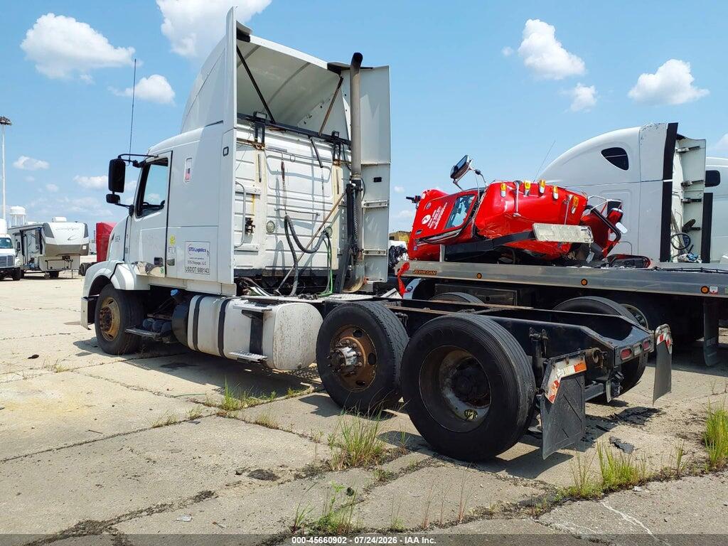 4V4NC9EHXCN541598 2012 VOLVO VN photo no. 3