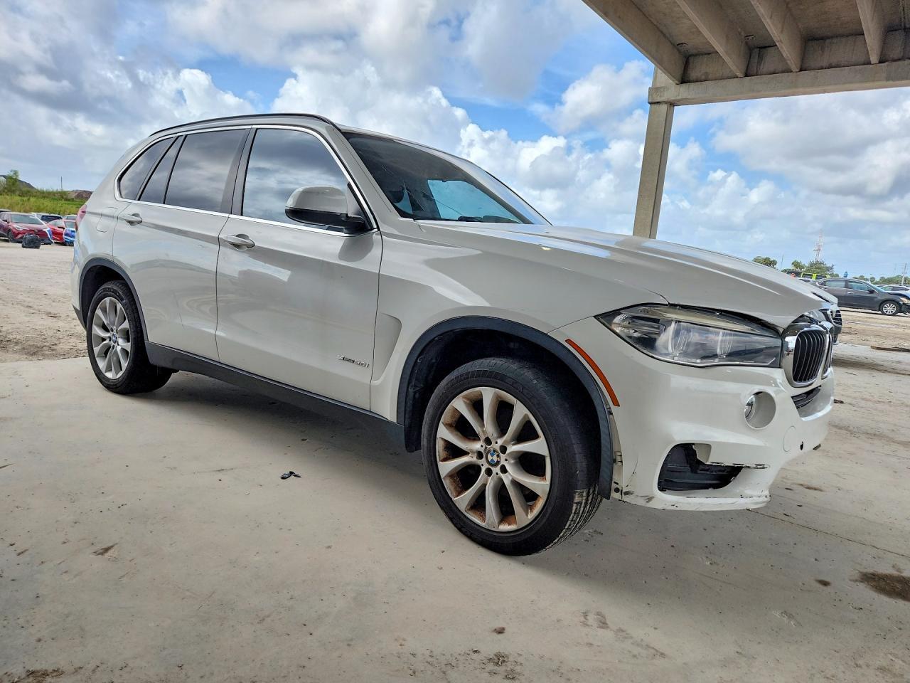 2016 BMW X5 SDRIVE35I — Фото 4 из 13