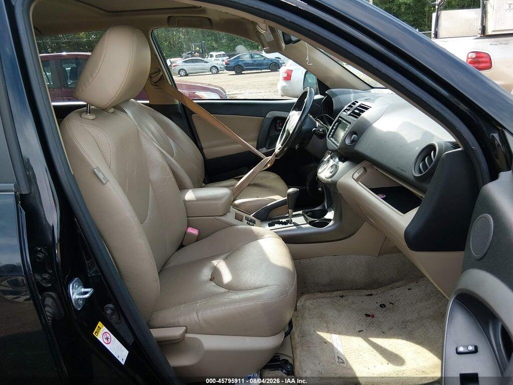 JTMDK4DVXBD018199 2011 TOYOTA RAV4 photo no. 5