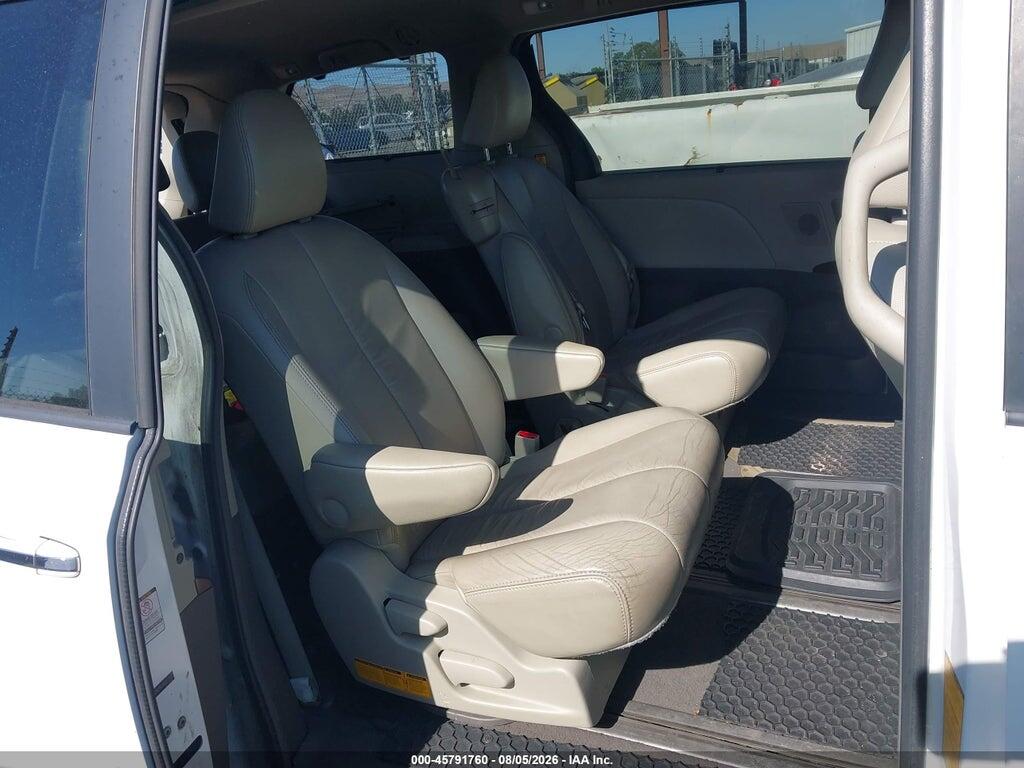 5TDYK3DC4BS072662 2011 TOYOTA SIENNA photo no. 8