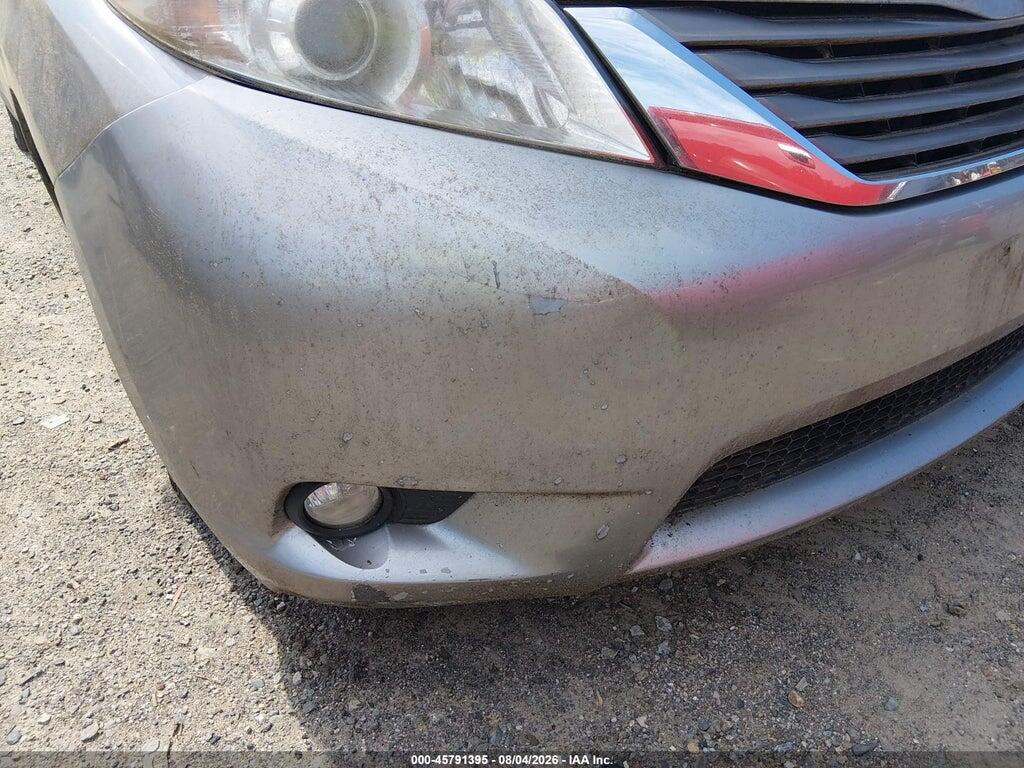 5TDDK3DC4BS030054 2011 TOYOTA SIENNA photo no. 6