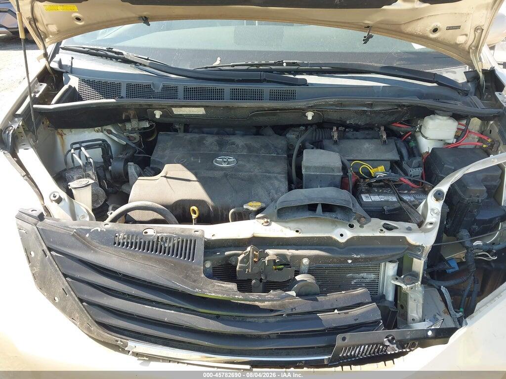 5TDKK3DC8BS014382 2011 TOYOTA SIENNA photo no. 10