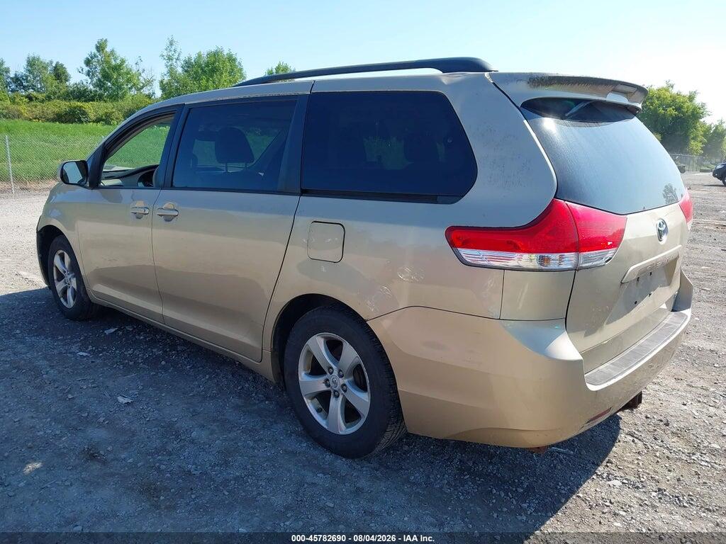 5TDKK3DC8BS014382 2011 TOYOTA SIENNA photo no. 3