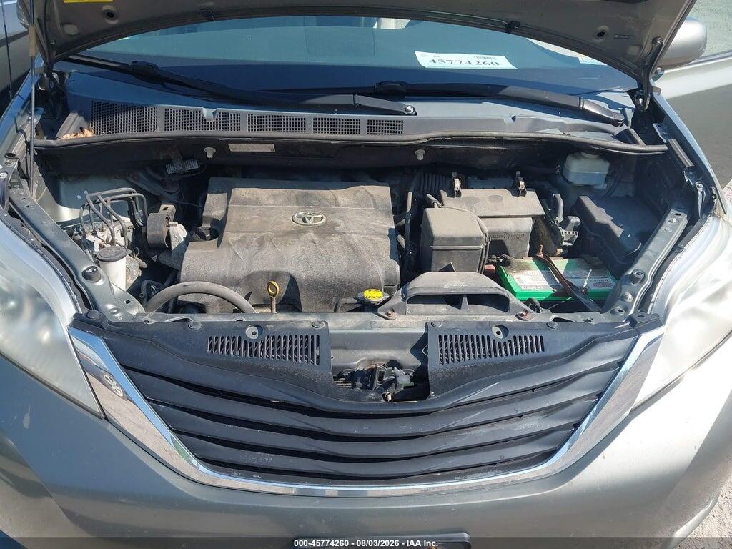 5TDKK3DC9BS011765 2011 TOYOTA SIENNA photo no. 10