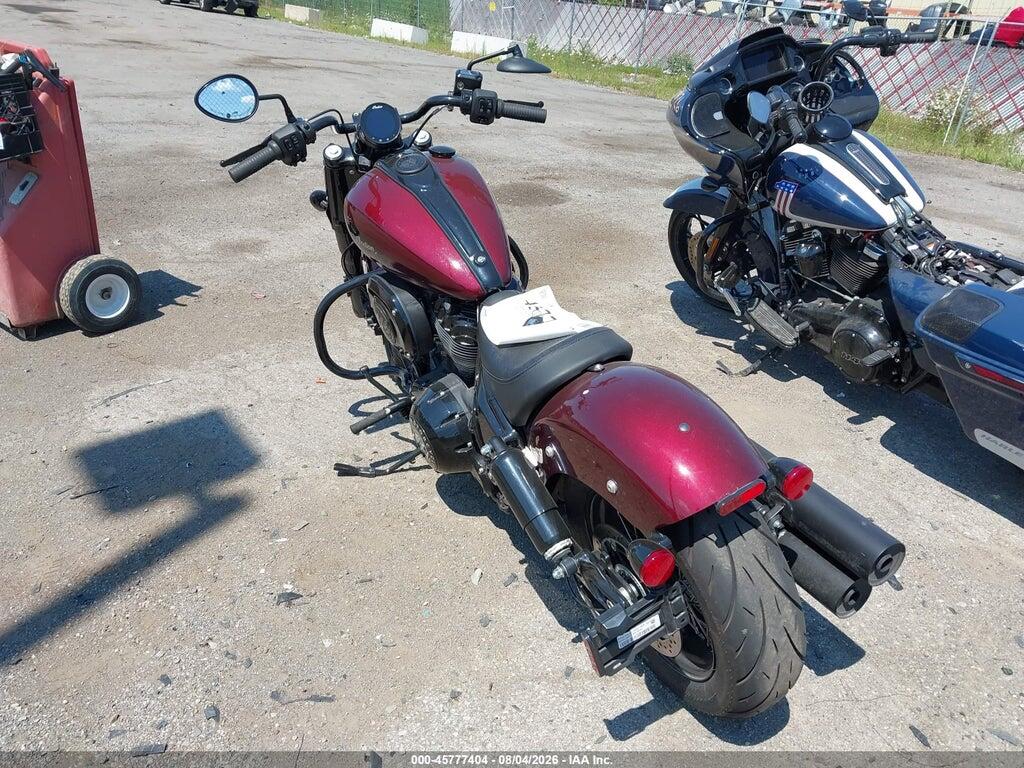 56KDLDBH2S3019938 2025 INDIAN MOTORCYCLE CO. CHIEF photo no. 3