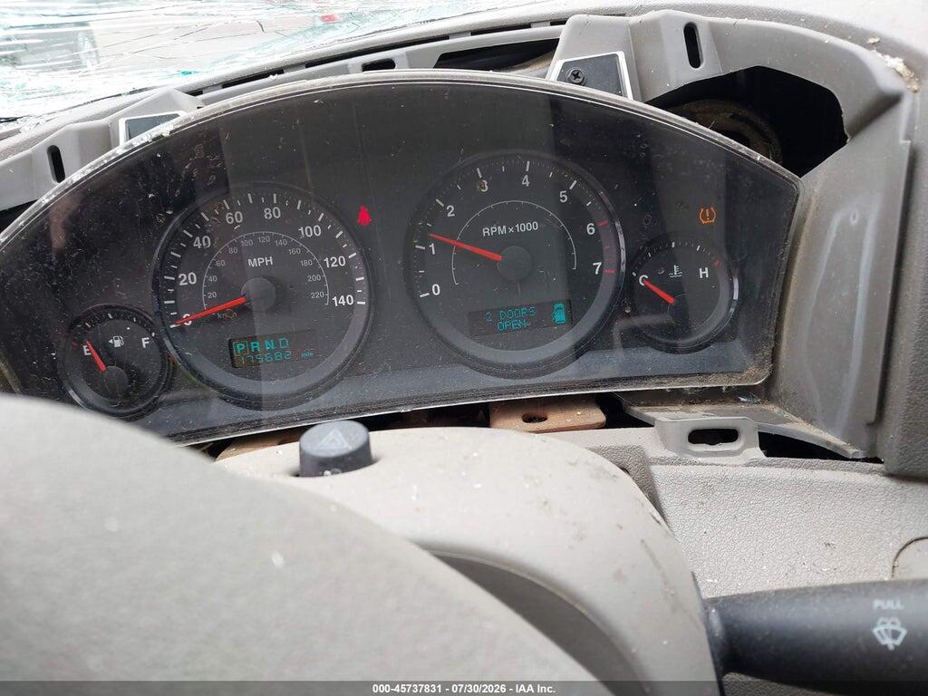 1J4GR48KX5C593531 2005 JEEP GRAND CHEROKEE photo no. 7
