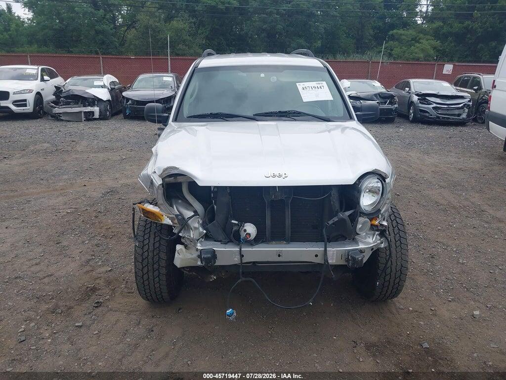 1J4GL48K05W568895 2005 JEEP LIBERTY photo no. 12