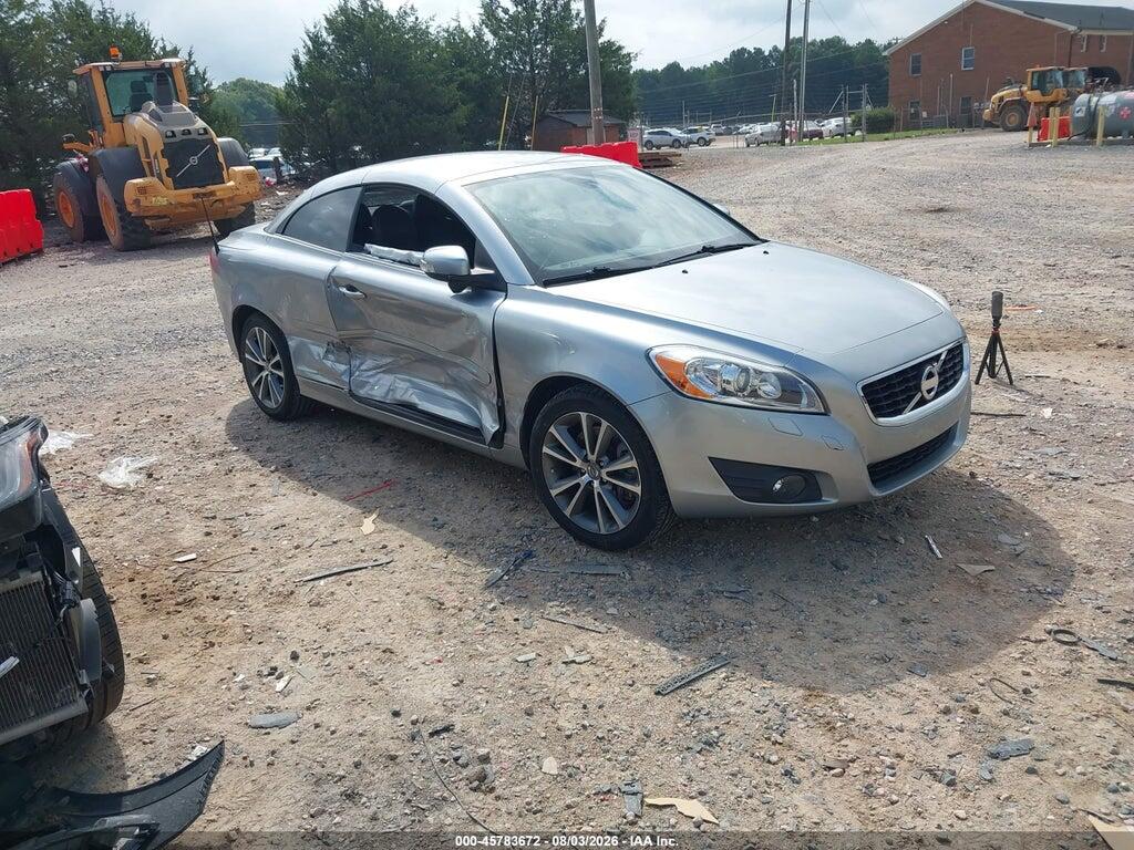 YV1672MC0BJ120569 2011 VOLVO C70 photo no. 1