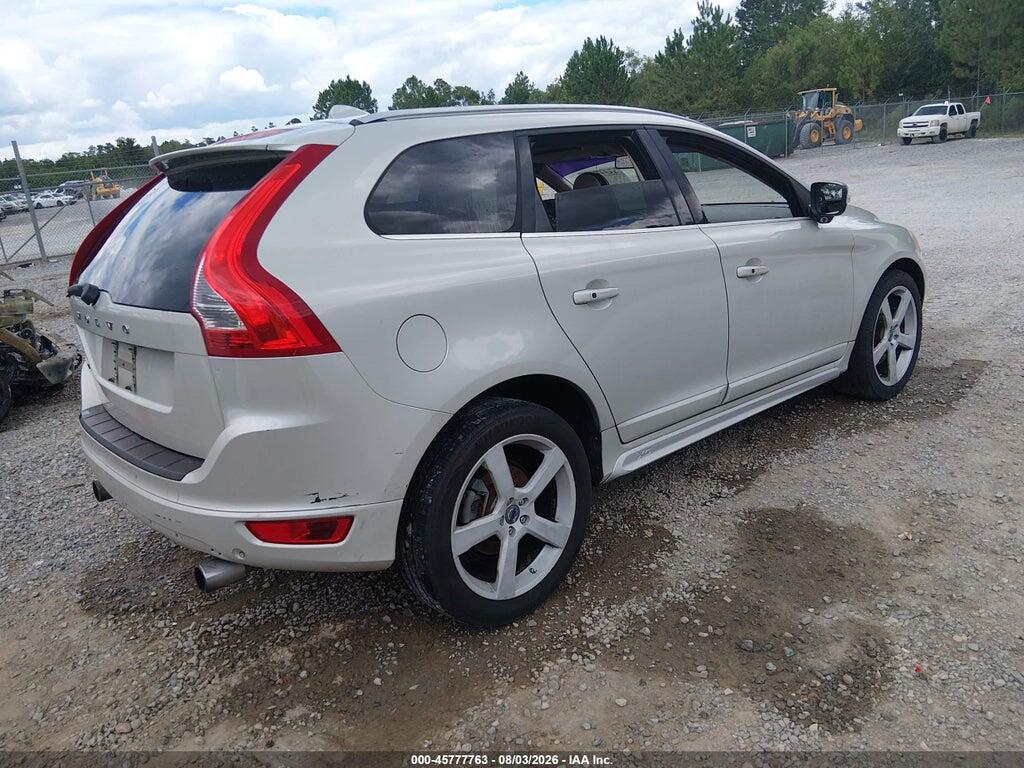 YV4952DL9B2181547 2011 VOLVO XC60 photo no. 4