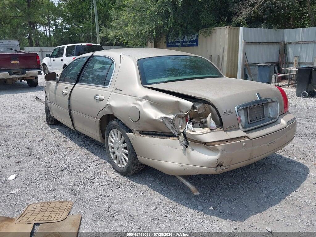 1LNHM81W15Y611359 2005 LINCOLN TOWN CAR photo no. 3