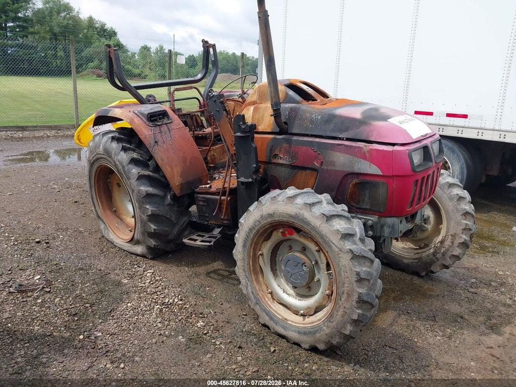 00000000000000003 2005 MAHINDRA 6520 TRACTOR photo no. 1