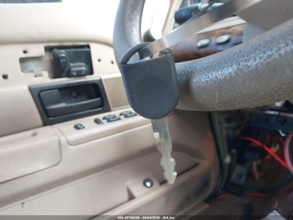 2MEFM74W65X637911 2005 MERCURY GRAND MARQUIS photo no. 11