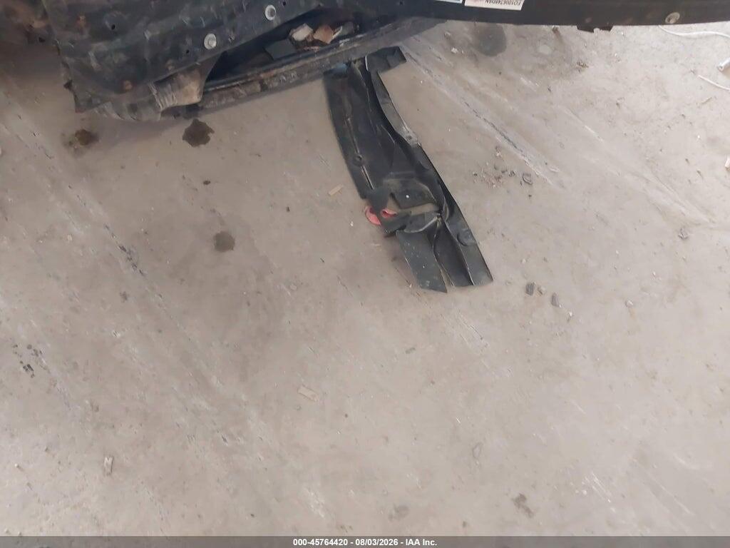 2MEFM74W45X673922 2005 MERCURY GRAND MARQUIS photo no. 11